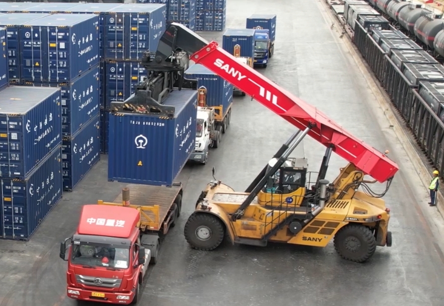 鐵路物流園智能化建設(shè)：開啟物流新時代-濟(jì)南網(wǎng)站制作